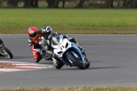 Motorcycle-action-photographs;Trackday-digital-images;event-digital-images;eventdigitalimages;no-limits-trackday;peter-wileman-photography;snetterton;snetterton-circuit-norfolk;snetterton-photographs;trackday;trackday-photos