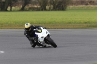 Motorcycle-action-photographs;Trackday-digital-images;event-digital-images;eventdigitalimages;no-limits-trackday;peter-wileman-photography;snetterton;snetterton-circuit-norfolk;snetterton-photographs;trackday;trackday-photos
