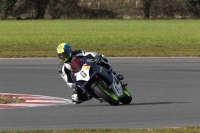 Motorcycle-action-photographs;Trackday-digital-images;event-digital-images;eventdigitalimages;no-limits-trackday;peter-wileman-photography;snetterton;snetterton-circuit-norfolk;snetterton-photographs;trackday;trackday-photos