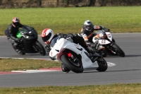 Motorcycle-action-photographs;Trackday-digital-images;event-digital-images;eventdigitalimages;no-limits-trackday;peter-wileman-photography;snetterton;snetterton-circuit-norfolk;snetterton-photographs;trackday;trackday-photos