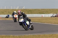 Motorcycle-action-photographs;Trackday-digital-images;event-digital-images;eventdigitalimages;no-limits-trackday;peter-wileman-photography;snetterton;snetterton-circuit-norfolk;snetterton-photographs;trackday;trackday-photos