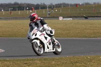 Motorcycle-action-photographs;Trackday-digital-images;event-digital-images;eventdigitalimages;no-limits-trackday;peter-wileman-photography;snetterton;snetterton-circuit-norfolk;snetterton-photographs;trackday;trackday-photos