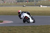 Motorcycle-action-photographs;Trackday-digital-images;event-digital-images;eventdigitalimages;no-limits-trackday;peter-wileman-photography;snetterton;snetterton-circuit-norfolk;snetterton-photographs;trackday;trackday-photos