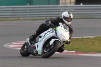 Motorcycle-action-photographs;Trackday-digital-images;event-digital-images;eventdigitalimages;no-limits-trackday;peter-wileman-photography;snetterton;snetterton-circuit-norfolk;snetterton-photographs;trackday;trackday-photos