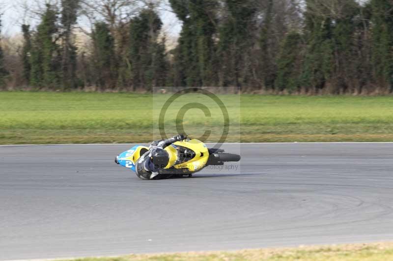 Motorcycle action photographs;Trackday digital images;event digital images;eventdigitalimages;no limits trackday;peter wileman photography;snetterton;snetterton circuit norfolk;snetterton photographs;trackday;trackday photos