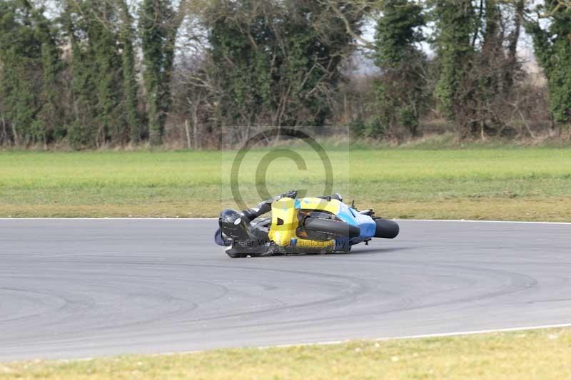 Motorcycle action photographs;Trackday digital images;event digital images;eventdigitalimages;no limits trackday;peter wileman photography;snetterton;snetterton circuit norfolk;snetterton photographs;trackday;trackday photos