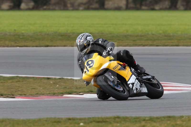 Motorcycle action photographs;Trackday digital images;event digital images;eventdigitalimages;no limits trackday;peter wileman photography;snetterton;snetterton circuit norfolk;snetterton photographs;trackday;trackday photos