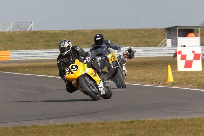 Motorcycle action photographs;Trackday digital images;event digital images;eventdigitalimages;no limits trackday;peter wileman photography;snetterton;snetterton circuit norfolk;snetterton photographs;trackday;trackday photos