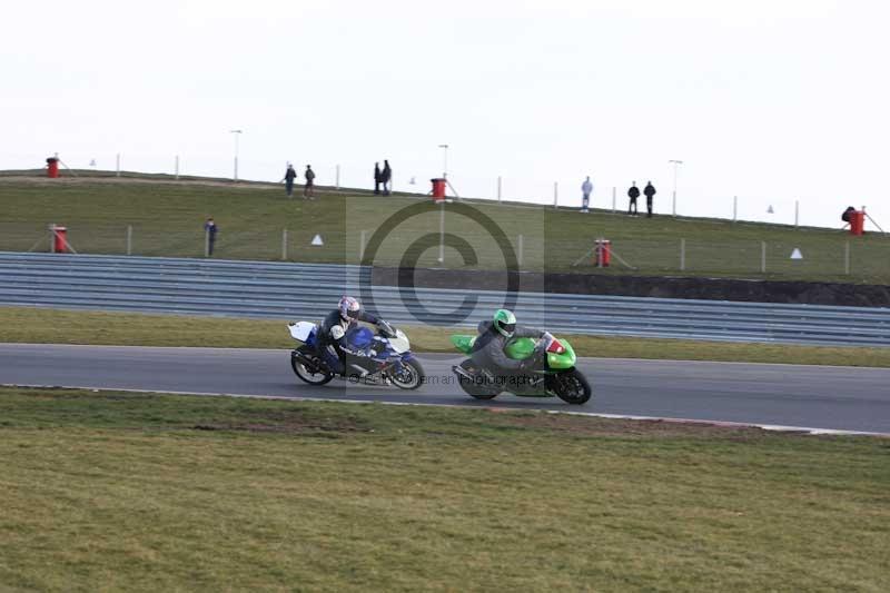 Motorcycle action photographs;Trackday digital images;event digital images;eventdigitalimages;no limits trackday;peter wileman photography;snetterton;snetterton circuit norfolk;snetterton photographs;trackday;trackday photos