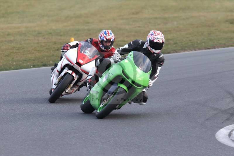 Motorcycle action photographs;Trackday digital images;event digital images;eventdigitalimages;no limits trackday;peter wileman photography;snetterton;snetterton circuit norfolk;snetterton photographs;trackday;trackday photos