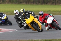 Motorcycle-action-photographs;Trackday-digital-images;event-digital-images;eventdigitalimages;no-limits-trackday;peter-wileman-photography;snetterton;snetterton-circuit-norfolk;snetterton-photographs;trackday;trackday-photos