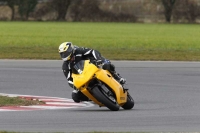 Motorcycle-action-photographs;Trackday-digital-images;event-digital-images;eventdigitalimages;no-limits-trackday;peter-wileman-photography;snetterton;snetterton-circuit-norfolk;snetterton-photographs;trackday;trackday-photos