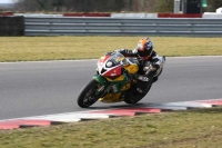 Motorcycle-action-photographs;Trackday-digital-images;event-digital-images;eventdigitalimages;no-limits-trackday;peter-wileman-photography;snetterton;snetterton-circuit-norfolk;snetterton-photographs;trackday;trackday-photos