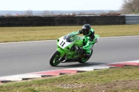 Motorcycle-action-photographs;Trackday-digital-images;event-digital-images;eventdigitalimages;no-limits-trackday;peter-wileman-photography;snetterton;snetterton-circuit-norfolk;snetterton-photographs;trackday;trackday-photos