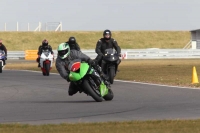 Motorcycle-action-photographs;Trackday-digital-images;event-digital-images;eventdigitalimages;no-limits-trackday;peter-wileman-photography;snetterton;snetterton-circuit-norfolk;snetterton-photographs;trackday;trackday-photos