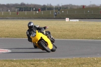 Motorcycle-action-photographs;Trackday-digital-images;event-digital-images;eventdigitalimages;no-limits-trackday;peter-wileman-photography;snetterton;snetterton-circuit-norfolk;snetterton-photographs;trackday;trackday-photos