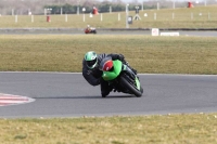 Motorcycle-action-photographs;Trackday-digital-images;event-digital-images;eventdigitalimages;no-limits-trackday;peter-wileman-photography;snetterton;snetterton-circuit-norfolk;snetterton-photographs;trackday;trackday-photos