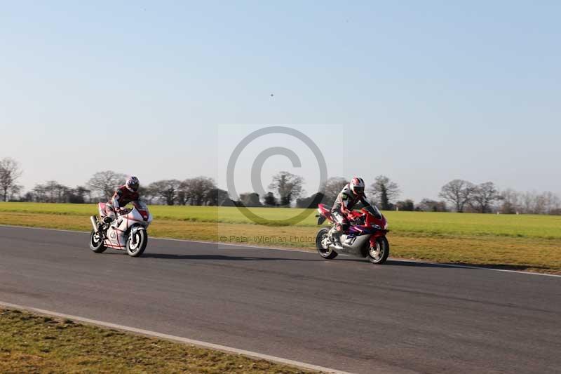 Motorcycle action photographs;Trackday digital images;event digital images;eventdigitalimages;no limits trackday;peter wileman photography;snetterton;snetterton circuit norfolk;snetterton photographs;trackday;trackday photos