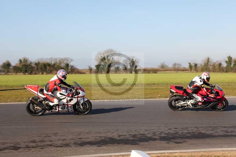 Motorcycle action photographs;Trackday digital images;event digital images;eventdigitalimages;no limits trackday;peter wileman photography;snetterton;snetterton circuit norfolk;snetterton photographs;trackday;trackday photos