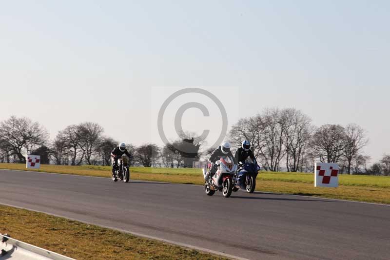 Motorcycle action photographs;Trackday digital images;event digital images;eventdigitalimages;no limits trackday;peter wileman photography;snetterton;snetterton circuit norfolk;snetterton photographs;trackday;trackday photos