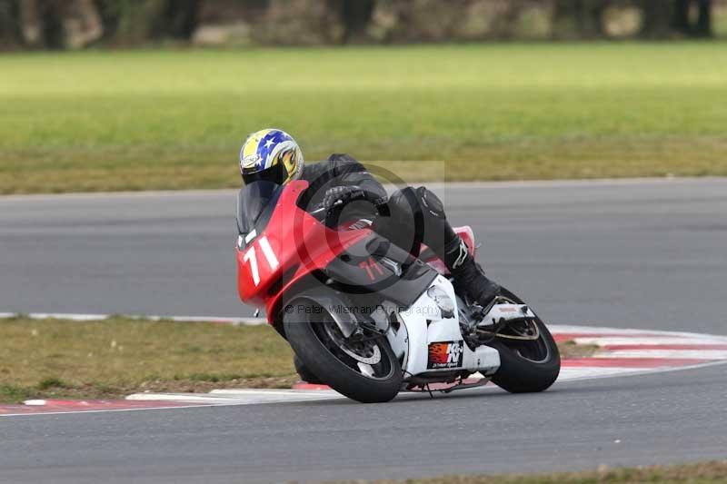 Motorcycle action photographs;Trackday digital images;event digital images;eventdigitalimages;no limits trackday;peter wileman photography;snetterton;snetterton circuit norfolk;snetterton photographs;trackday;trackday photos