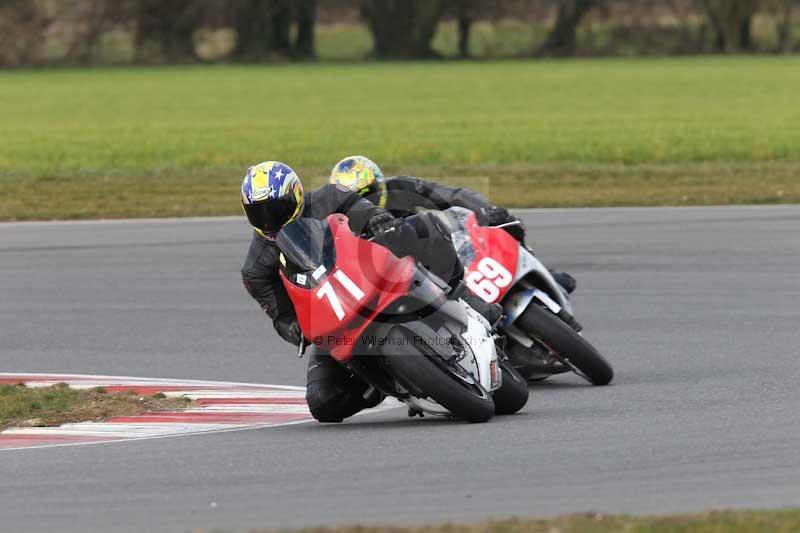 Motorcycle action photographs;Trackday digital images;event digital images;eventdigitalimages;no limits trackday;peter wileman photography;snetterton;snetterton circuit norfolk;snetterton photographs;trackday;trackday photos
