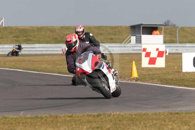 Motorcycle action photographs;Trackday digital images;event digital images;eventdigitalimages;no limits trackday;peter wileman photography;snetterton;snetterton circuit norfolk;snetterton photographs;trackday;trackday photos