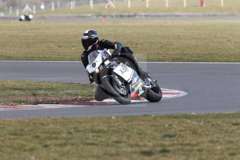 Motorcycle action photographs;Trackday digital images;event digital images;eventdigitalimages;no limits trackday;peter wileman photography;snetterton;snetterton circuit norfolk;snetterton photographs;trackday;trackday photos