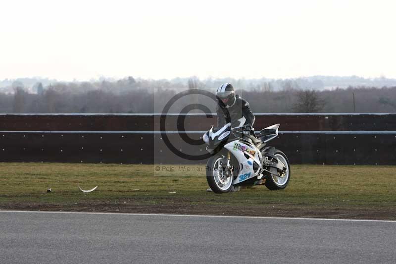 Motorcycle action photographs;Trackday digital images;event digital images;eventdigitalimages;no limits trackday;peter wileman photography;snetterton;snetterton circuit norfolk;snetterton photographs;trackday;trackday photos