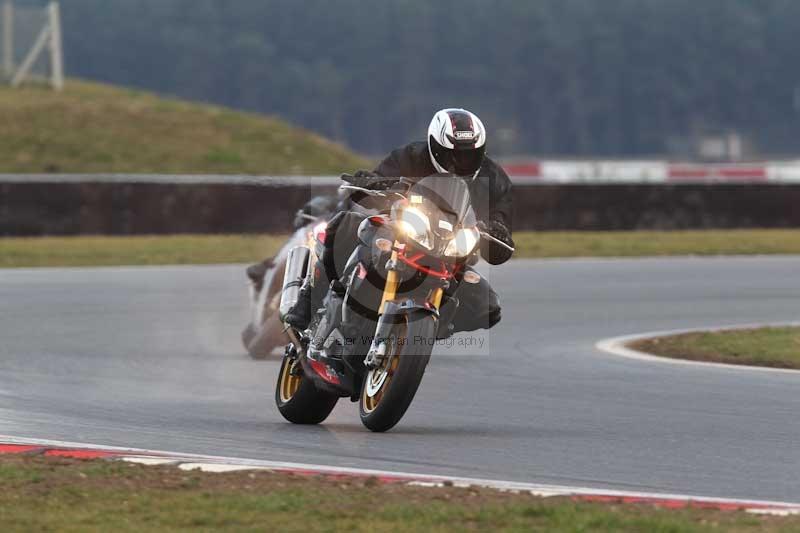 Motorcycle action photographs;Trackday digital images;event digital images;eventdigitalimages;no limits trackday;peter wileman photography;snetterton;snetterton circuit norfolk;snetterton photographs;trackday;trackday photos