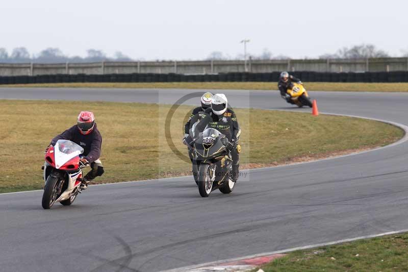 Motorcycle action photographs;Trackday digital images;event digital images;eventdigitalimages;no limits trackday;peter wileman photography;snetterton;snetterton circuit norfolk;snetterton photographs;trackday;trackday photos