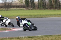 Motorcycle-action-photographs;Trackday-digital-images;event-digital-images;eventdigitalimages;no-limits-trackday;peter-wileman-photography;snetterton;snetterton-circuit-norfolk;snetterton-photographs;trackday;trackday-photos