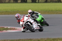 Motorcycle-action-photographs;Trackday-digital-images;event-digital-images;eventdigitalimages;no-limits-trackday;peter-wileman-photography;snetterton;snetterton-circuit-norfolk;snetterton-photographs;trackday;trackday-photos