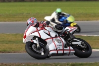 Motorcycle-action-photographs;Trackday-digital-images;event-digital-images;eventdigitalimages;no-limits-trackday;peter-wileman-photography;snetterton;snetterton-circuit-norfolk;snetterton-photographs;trackday;trackday-photos