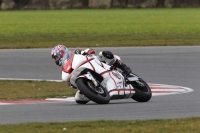 Motorcycle-action-photographs;Trackday-digital-images;event-digital-images;eventdigitalimages;no-limits-trackday;peter-wileman-photography;snetterton;snetterton-circuit-norfolk;snetterton-photographs;trackday;trackday-photos