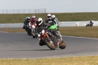 Motorcycle-action-photographs;Trackday-digital-images;event-digital-images;eventdigitalimages;no-limits-trackday;peter-wileman-photography;snetterton;snetterton-circuit-norfolk;snetterton-photographs;trackday;trackday-photos
