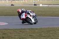 Motorcycle-action-photographs;Trackday-digital-images;event-digital-images;eventdigitalimages;no-limits-trackday;peter-wileman-photography;snetterton;snetterton-circuit-norfolk;snetterton-photographs;trackday;trackday-photos