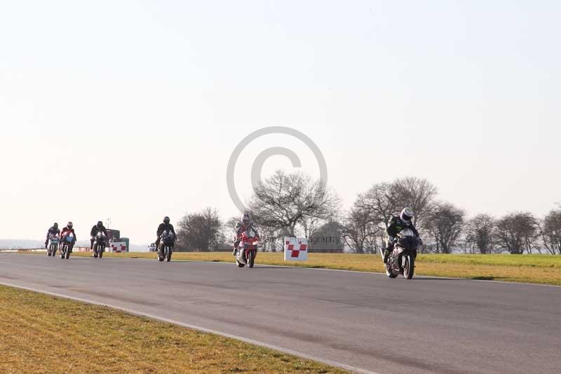Motorcycle action photographs;Trackday digital images;event digital images;eventdigitalimages;no limits trackday;peter wileman photography;snetterton;snetterton circuit norfolk;snetterton photographs;trackday;trackday photos