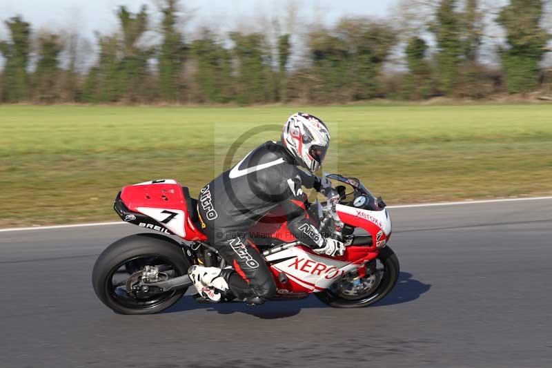 Motorcycle action photographs;Trackday digital images;event digital images;eventdigitalimages;no limits trackday;peter wileman photography;snetterton;snetterton circuit norfolk;snetterton photographs;trackday;trackday photos