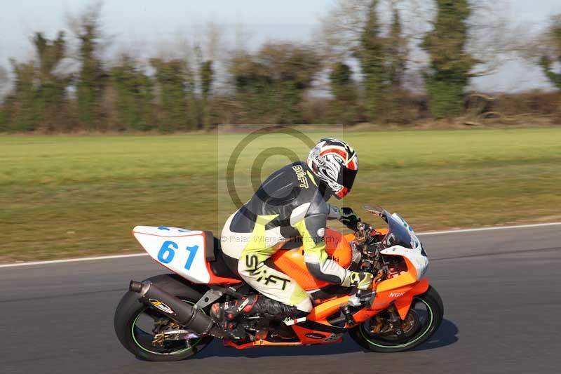 Motorcycle action photographs;Trackday digital images;event digital images;eventdigitalimages;no limits trackday;peter wileman photography;snetterton;snetterton circuit norfolk;snetterton photographs;trackday;trackday photos