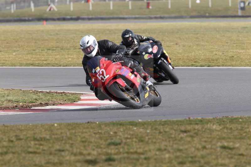 Motorcycle action photographs;Trackday digital images;event digital images;eventdigitalimages;no limits trackday;peter wileman photography;snetterton;snetterton circuit norfolk;snetterton photographs;trackday;trackday photos