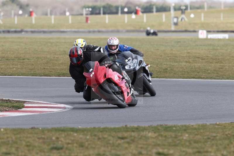Motorcycle action photographs;Trackday digital images;event digital images;eventdigitalimages;no limits trackday;peter wileman photography;snetterton;snetterton circuit norfolk;snetterton photographs;trackday;trackday photos