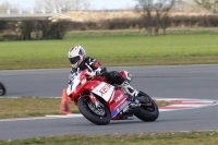 Motorcycle-action-photographs;Trackday-digital-images;event-digital-images;eventdigitalimages;no-limits-trackday;peter-wileman-photography;snetterton;snetterton-circuit-norfolk;snetterton-photographs;trackday;trackday-photos