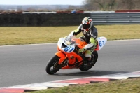 Motorcycle-action-photographs;Trackday-digital-images;event-digital-images;eventdigitalimages;no-limits-trackday;peter-wileman-photography;snetterton;snetterton-circuit-norfolk;snetterton-photographs;trackday;trackday-photos