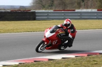 Motorcycle-action-photographs;Trackday-digital-images;event-digital-images;eventdigitalimages;no-limits-trackday;peter-wileman-photography;snetterton;snetterton-circuit-norfolk;snetterton-photographs;trackday;trackday-photos