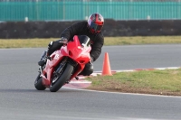 Motorcycle-action-photographs;Trackday-digital-images;event-digital-images;eventdigitalimages;no-limits-trackday;peter-wileman-photography;snetterton;snetterton-circuit-norfolk;snetterton-photographs;trackday;trackday-photos