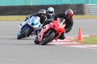 Motorcycle-action-photographs;Trackday-digital-images;event-digital-images;eventdigitalimages;no-limits-trackday;peter-wileman-photography;snetterton;snetterton-circuit-norfolk;snetterton-photographs;trackday;trackday-photos