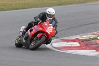 Motorcycle-action-photographs;Trackday-digital-images;event-digital-images;eventdigitalimages;no-limits-trackday;peter-wileman-photography;snetterton;snetterton-circuit-norfolk;snetterton-photographs;trackday;trackday-photos