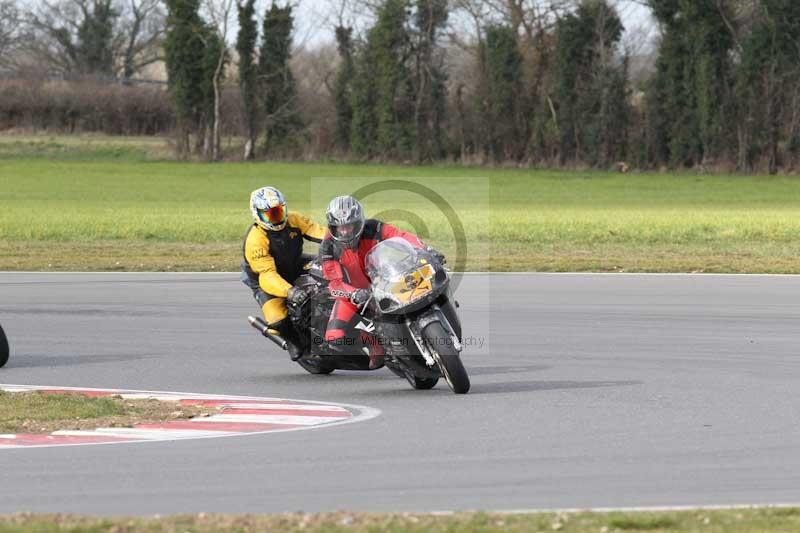 Motorcycle action photographs;Trackday digital images;event digital images;eventdigitalimages;no limits trackday;peter wileman photography;snetterton;snetterton circuit norfolk;snetterton photographs;trackday;trackday photos