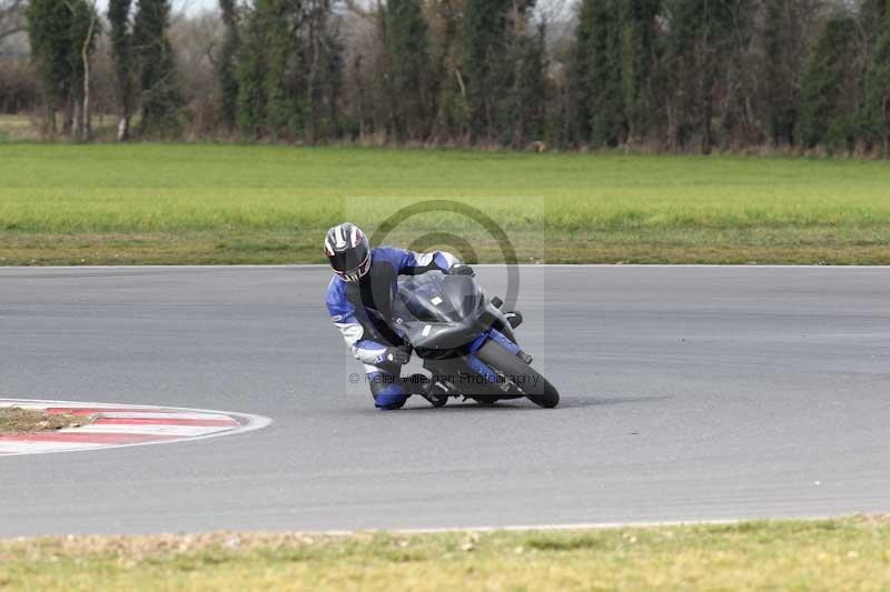 Motorcycle action photographs;Trackday digital images;event digital images;eventdigitalimages;no limits trackday;peter wileman photography;snetterton;snetterton circuit norfolk;snetterton photographs;trackday;trackday photos
